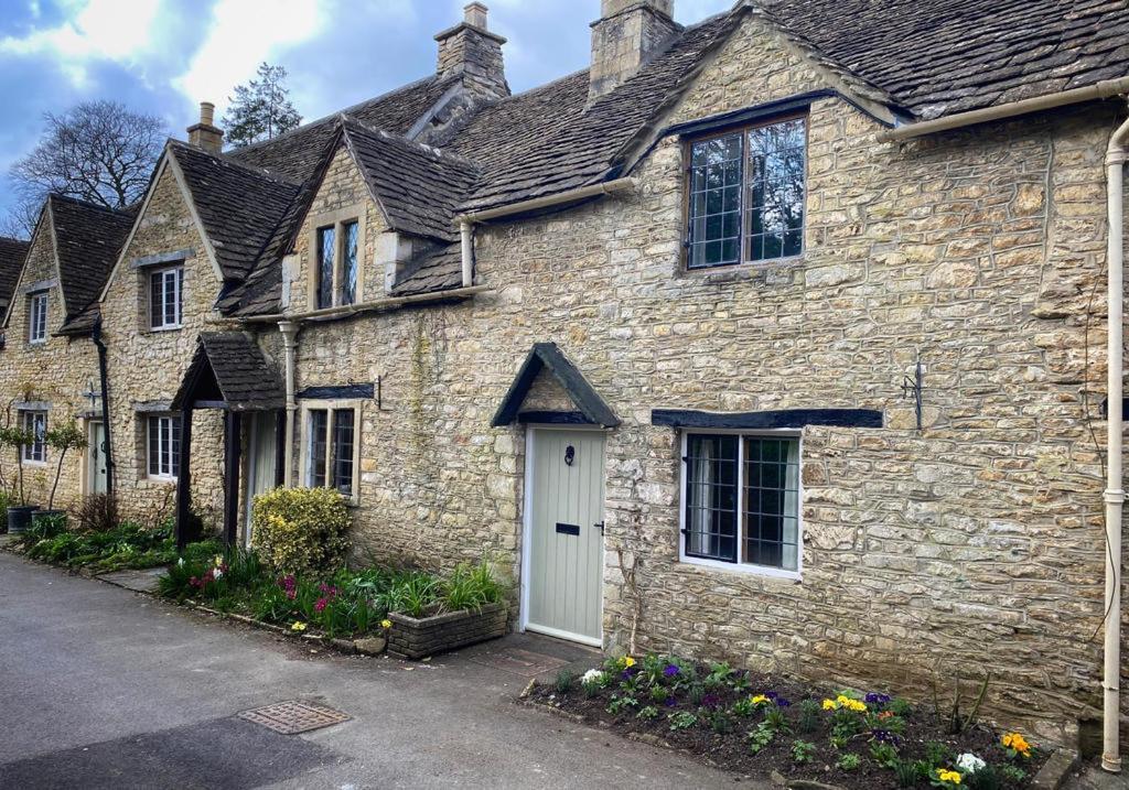 Baker'S Cottage Castle Combe Exterior foto